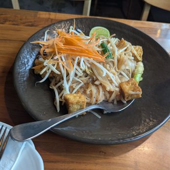 Ban SomTum - Padthai veganised - Thai Near Me - Federal Way, Washington Ban SomTum - Padthai veganised - Thai Near Me - Federal Way, Washington