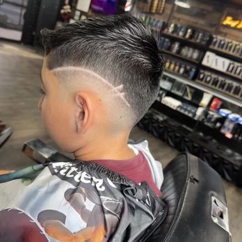PrimeTime Barbershop - Haircuts I did at prime time barbershop ask for Merali! - Barbers Near Me - Santa Ana, California PrimeTime Barbershop - Haircuts I did at prime time barbershop ask for Merali! - Barbers Near Me - Santa Ana, California