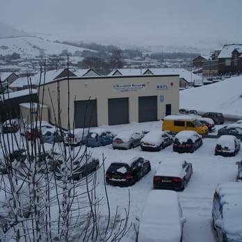 Grovefield Garage - Auto Repair Near Me - Tonypandy, RCT Grovefield Garage - Auto Repair Near Me - Tonypandy, RCT