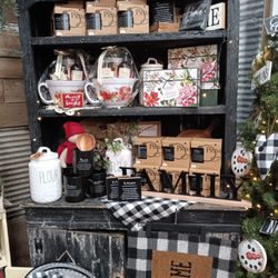 Apple Creek Primitives Country Store