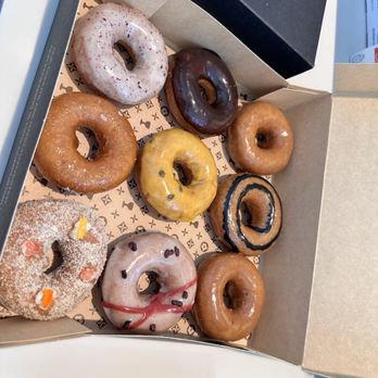 Holey Grail Donuts - Flight of 9 - Donuts Near Me - Honolulu, Hawaii Holey Grail Donuts - Flight of 9 - Donuts Near Me - Honolulu, Hawaii