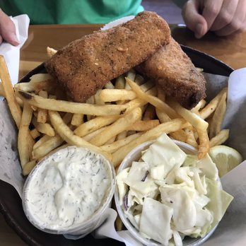Coconuts Fish Cafe - Seafood Near Me - Kihei, Hawaii