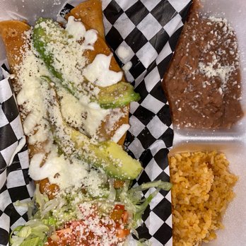 Taqueria Carnalitos - Chicken flautas platter - Tacos Near Me - Montebello, California Taqueria Carnalitos - Chicken flautas platter - Tacos Near Me - Montebello, California