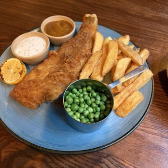 Tattersalls Tavern - Fish and chips - Pubs Near Me - London, XGL Tattersalls Tavern - Fish and chips - Pubs Near Me - London, XGL