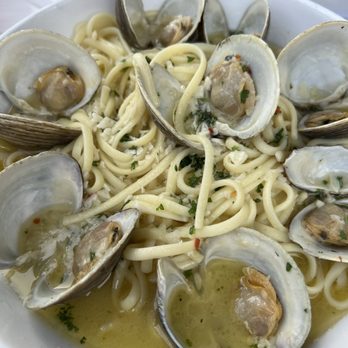 Red 36 - Linguini. Overcooked pasta, too much butter. Needed to be Al dente. - Seafood Near Me - Mystic, Connecticut