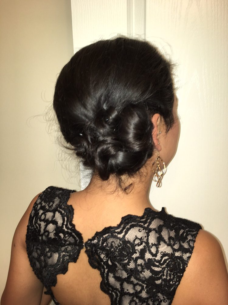 Unique Chic Family Hair Care Logo