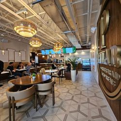 Pilar Coffee Bar - Inside vibe