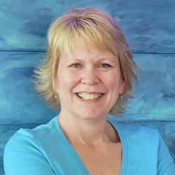 Breathe Halotherapy Wellness Center - Peggy Pushor (owner and massage therapist for 27+ yrs) helping members of the community feel their best with holistic healing therapies.