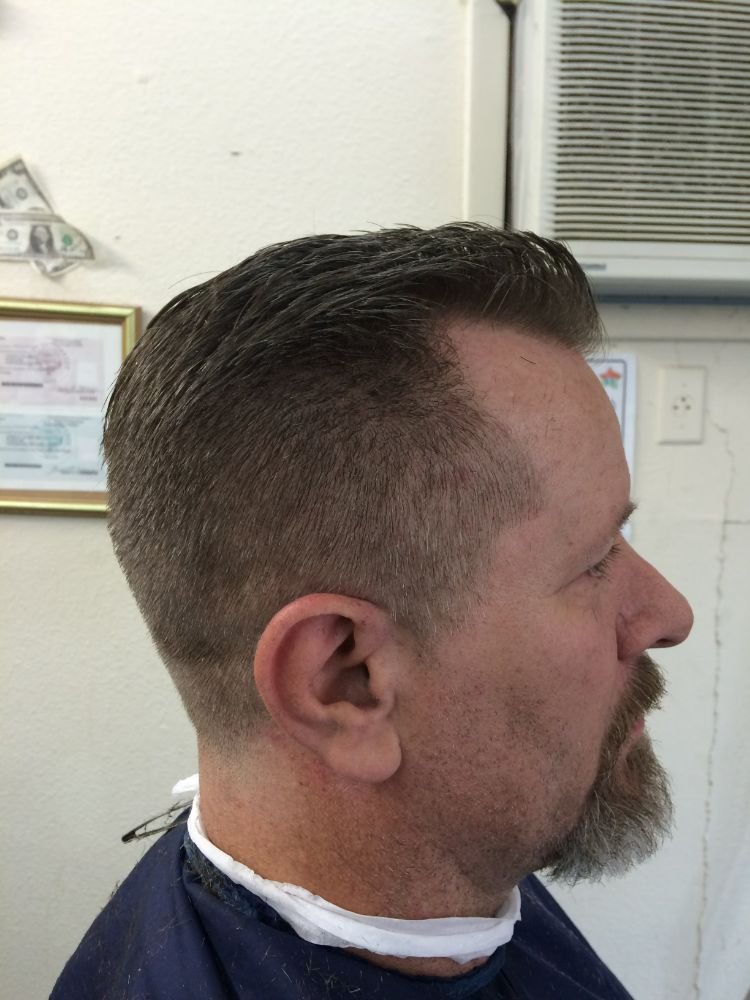 Gary & Sons Barber Shop Logo