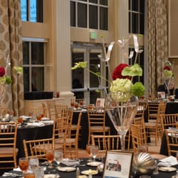 Flowers & Home - Floral designs by Flowers & Home in the Arkansas Governors Mansion.