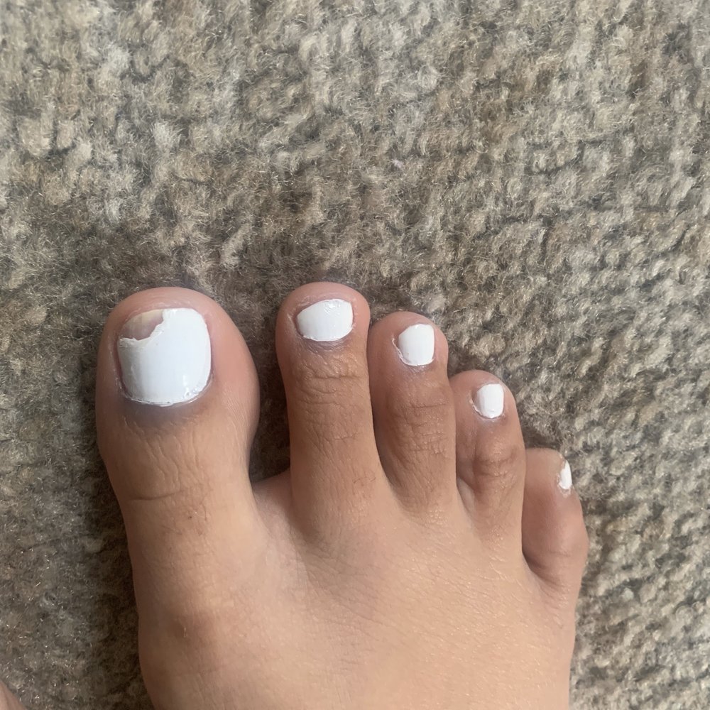 Amy Nails - Less than 6 hours later. I did not hit my toe or anything. They were dry when I left. - Nail Salons Near Me - Lynchburg, Virginia Amy Nails - Less than 6 hours later. I did not hit my toe or anything. They were dry when I left. - Nail Salons Near Me - Lynchburg, Virginia