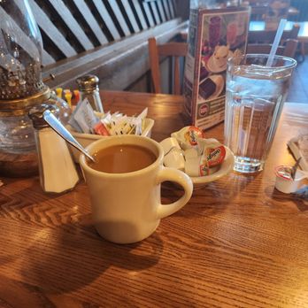Cracker Barrel Old Country Store - American Near Me - Lincoln, Nebraska