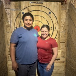 Kickin Axes - Axe throwing 10/10