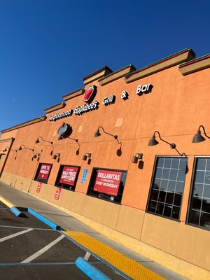 Applebee's Grill + Bar by null