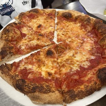 Geno D's Pizza - Pizza Near Me - Charlotte, North Carolina