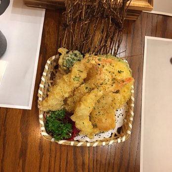 Minami Sushi - Tempura appetizer - Sushi Bars Near Me - Aurora, Ontario
