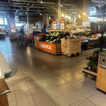 Albert Heijn - Grocery Near Me - Amsterdam, New Hampshire Albert Heijn - Grocery Near Me - Amsterdam, New Hampshire