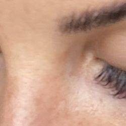 Gi-Coração Atelier de Beleza - Freshly filled volume lashes
