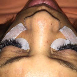 Rosies Toesies - Eyelashes??