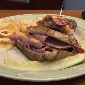 Gilligan's Too Bar & Grill - Sandwich - Seafood Near Me - Harrisburg, Pennsylvania Gilligan's Too Bar & Grill - Sandwich - Seafood Near Me - Harrisburg, Pennsylvania