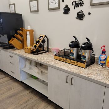 Seward Gateway Hotel - Coffee with great creamers - Hotels Near Me - Seward, Alaska Seward Gateway Hotel - Coffee with great creamers - Hotels Near Me - Seward, Alaska