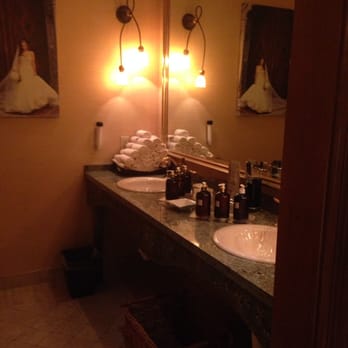 Kelly's Spa - Area to get ready - Massage Near Me - Riverside, California