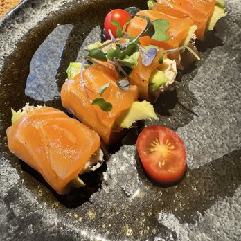 Enraku - Sushi Bars Near Me - Fullerton, California