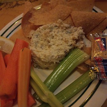 Flanigan's - Pompano Beach - Yummy fish dip - American Near Me - Pompano Beach, Florida
