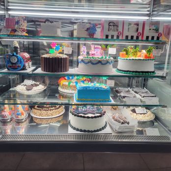 Baskin-Robbins - Cake - Ice Cream & Frozen Yogurt Near Me - Chatsworth, California Baskin-Robbins - Cake - Ice Cream & Frozen Yogurt Near Me - Chatsworth, California