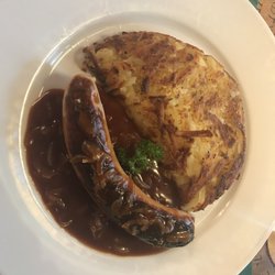 Papagei - Olma Bratwurst and Rosti