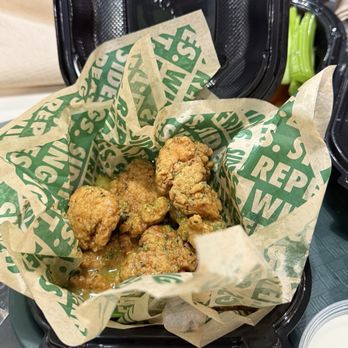 Wingstop - Boneless Meal Deal For 2 blah - Chicken Wings Near Me - Manassas, Virginia