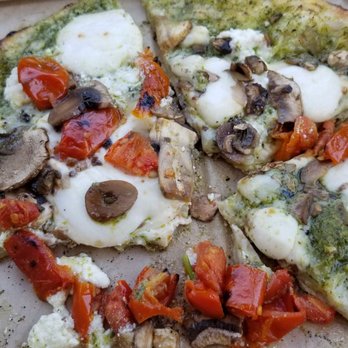 EddieWorld - Pesto pizza - Service Stations Near Me - Yermo, California EddieWorld - Pesto pizza - Service Stations Near Me - Yermo, California