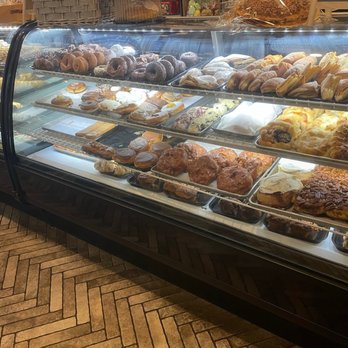 Hillcrest Bakery - Bakeries Near Me - Bothell, Washington