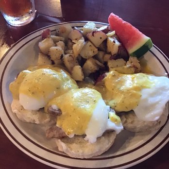 Joseph's Two Family Restaurant - I think they were called Southern Benedict. - Breakfast & Brunch Near Me - Waltham, Massachusetts