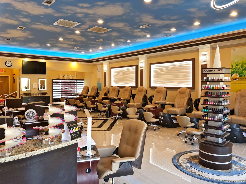 STUDIO NAILS AND SPA - 182 Photos & 19 Reviews - Nail Salons - 211