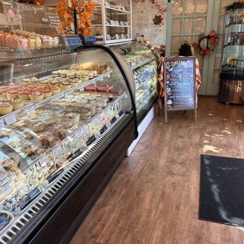 Sweet Melissa - Case - Bakeries Near Me - Middletown, Delaware