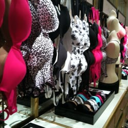 Victoria's Secret & PINK