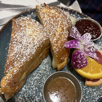 Skillets - Monte cristo - American Near Me - Salt Lake City, Utah Skillets - Monte cristo - American Near Me - Salt Lake City, Utah