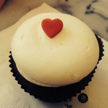Georgetown Cupcake - Love the Red Velvet - Cupcakes Near Me - Washington, DC, District of Columbia Georgetown Cupcake - Love the Red Velvet - Cupcakes Near Me - Washington, DC, District of Columbia