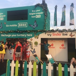 DreamVille - Tinder booth live!!