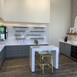 See B. Seen EyeCare + Optical Bar