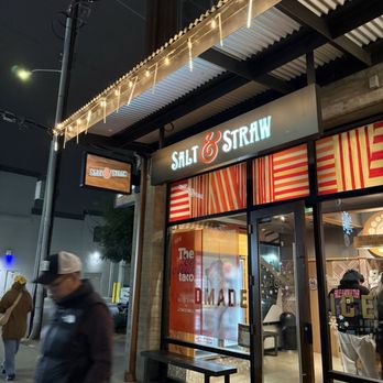 Salt & Straw - Ice Cream & Frozen Yogurt Near Me - Sacramento, California Salt & Straw - Ice Cream & Frozen Yogurt Near Me - Sacramento, California