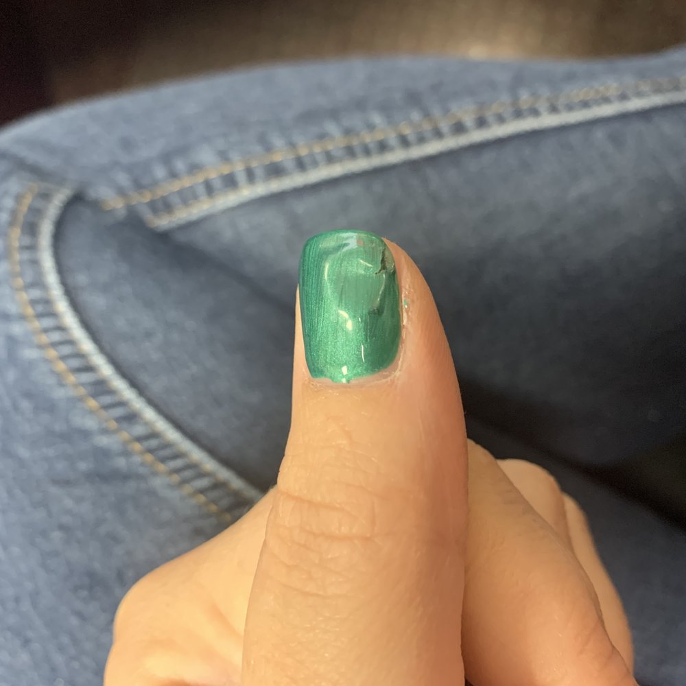 Sapphire Nails & Spa - Weird bubble & chip - Day Spas Near Me - Hoover, Alabama