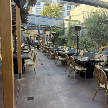 350 ATELIER - Patio - Korean Near Me - North Hollywood, California