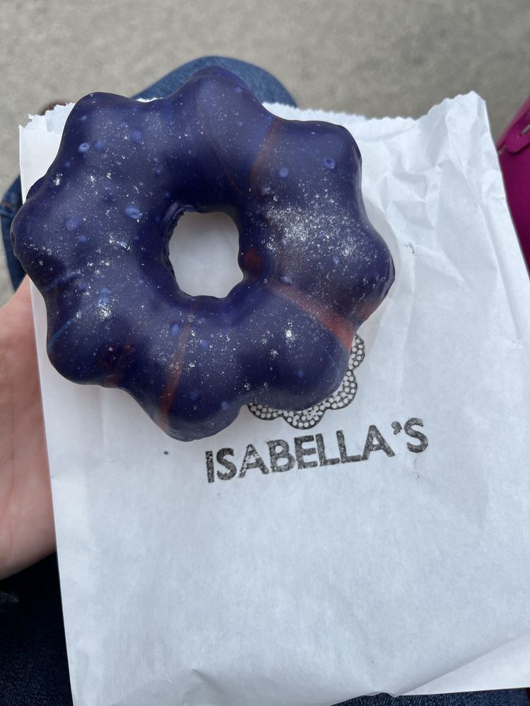 Isabella's Mochi Donut Boutique Logo