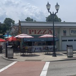 Half Moon Pizza