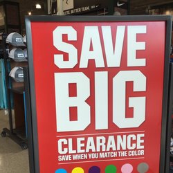 DICK'S Sporting Goods