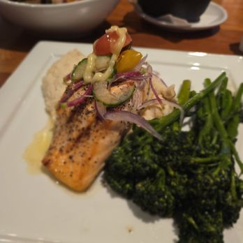 Rex's Bar & Grill - Salmon - Sports Bars Near Me - Fort Worth, Texas Rex's Bar & Grill - Salmon - Sports Bars Near Me - Fort Worth, Texas