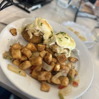 JAM Eateries - Crabcake Benedict - Breakfast & Brunch Near Me - Ellicott City, Maryland