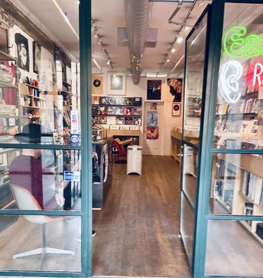 Photo of Earwax Records - Brooklyn, NY, US. Vinyl store